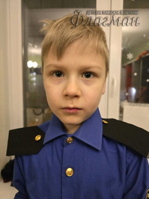 f0100a71.ID Photo.024211